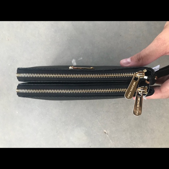 🆕 MICHAEL Michael Kors Double Zipper Wristlet Blk - Picture 2 of 7